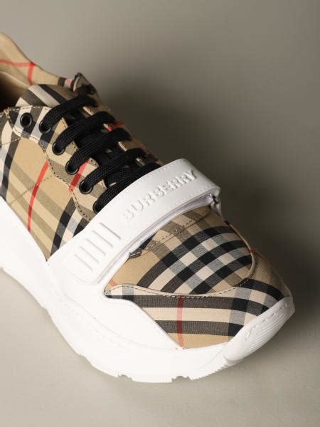 men shoes burberry|burberry shoes men discount.